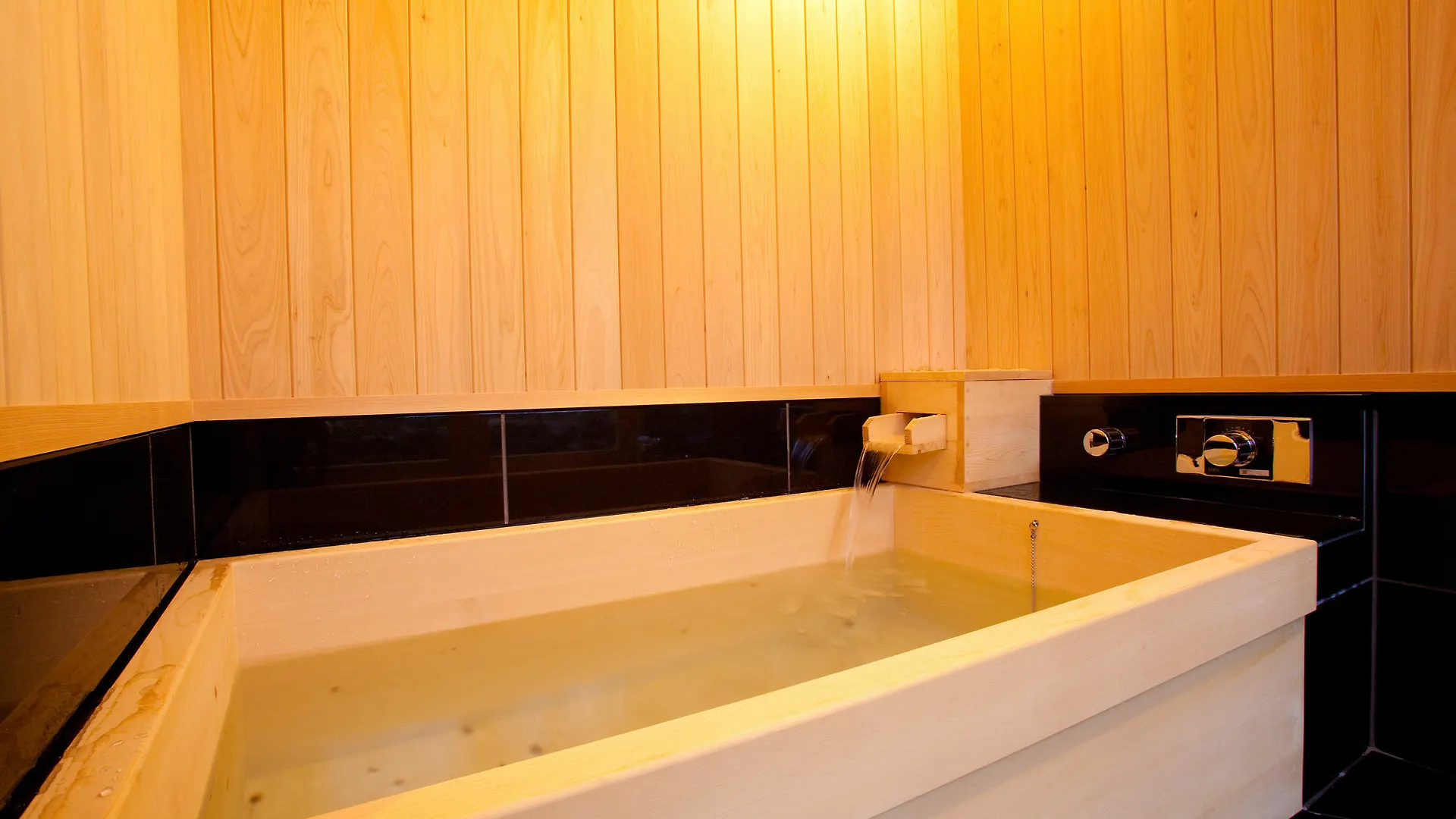 Campton Kyoto Nishijin 9 Arima 10 Apartment